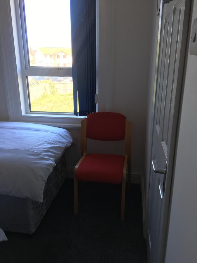 Elris Essex House Hotel แคลกตัน-ออน-ซี ภายนอก รูปภาพ